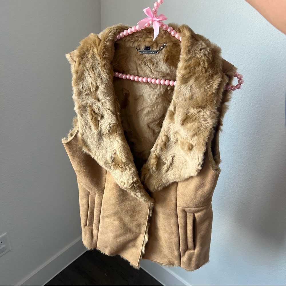 Tan Faux Fur Suede Vest, White House Black Market, Sz. M